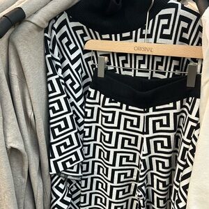 Black and White Geometric Pattern Skirt